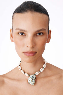 Isla - Cowrie Shells Choker with Green Shell Pendant